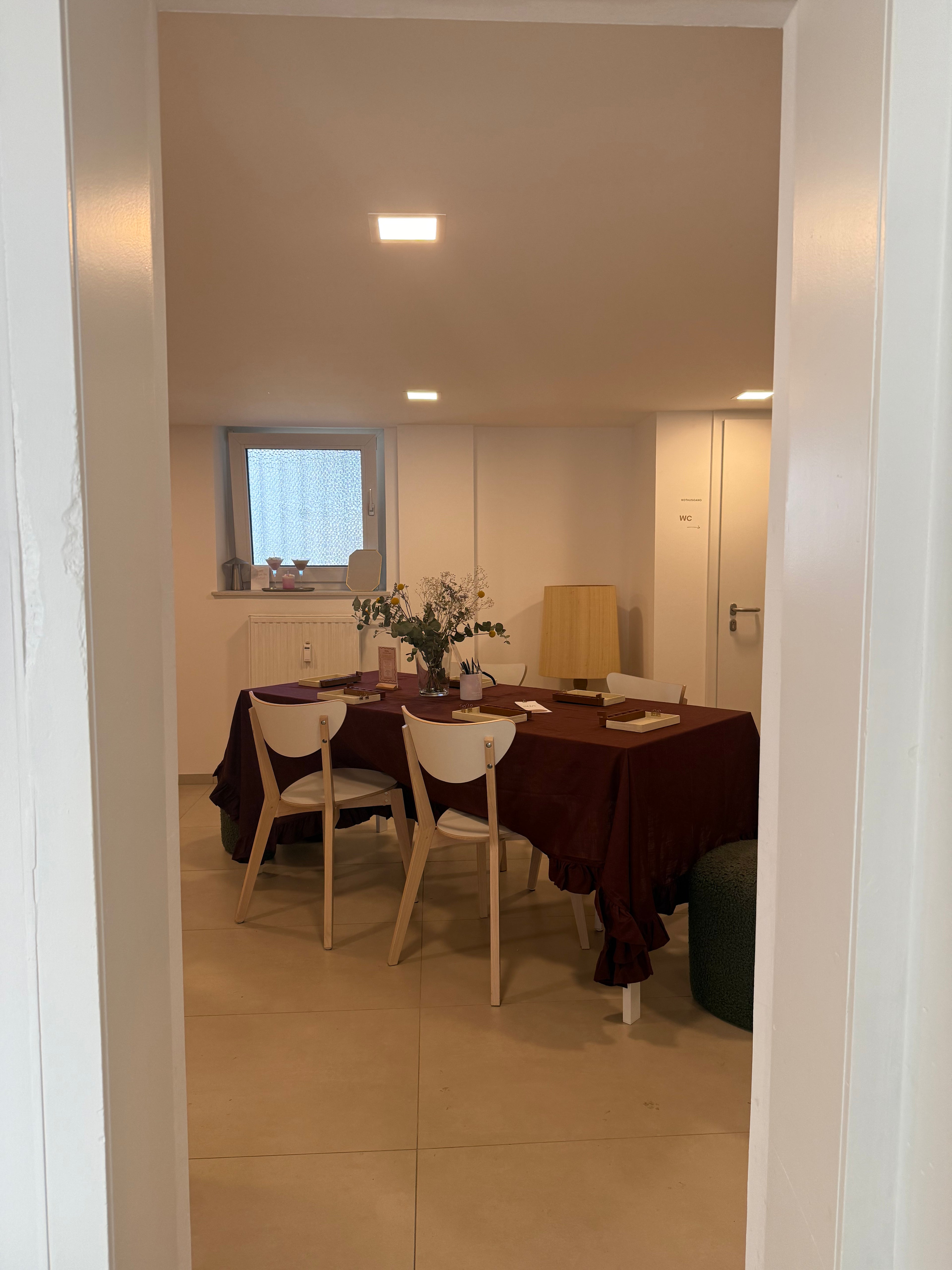 Platzreservierung (4-8 Personen): Hinterraum